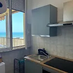 شقة Le Terrazze Beachfront, Balcony, Parking, Private Access *