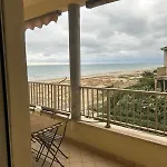 Le Terrazze Beachfront, Balcony, Parking, Private Access *