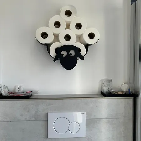 Le Terrazze Beachfront, Balcony, Parking, Private Access *