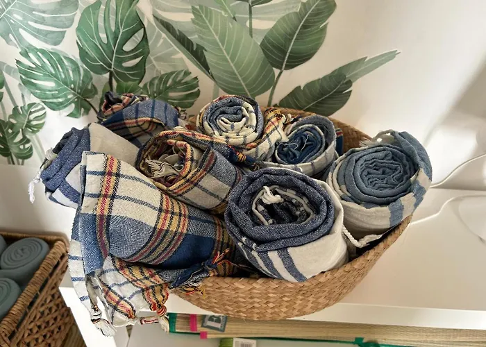 Le Terrazze Beachfront, Balcony, Parking, Private Access Apartmán *